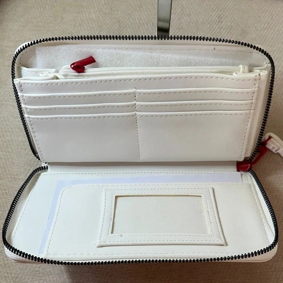 Betsey Johnson Black and White Newspaper Wristlet - Picture 14 of 15